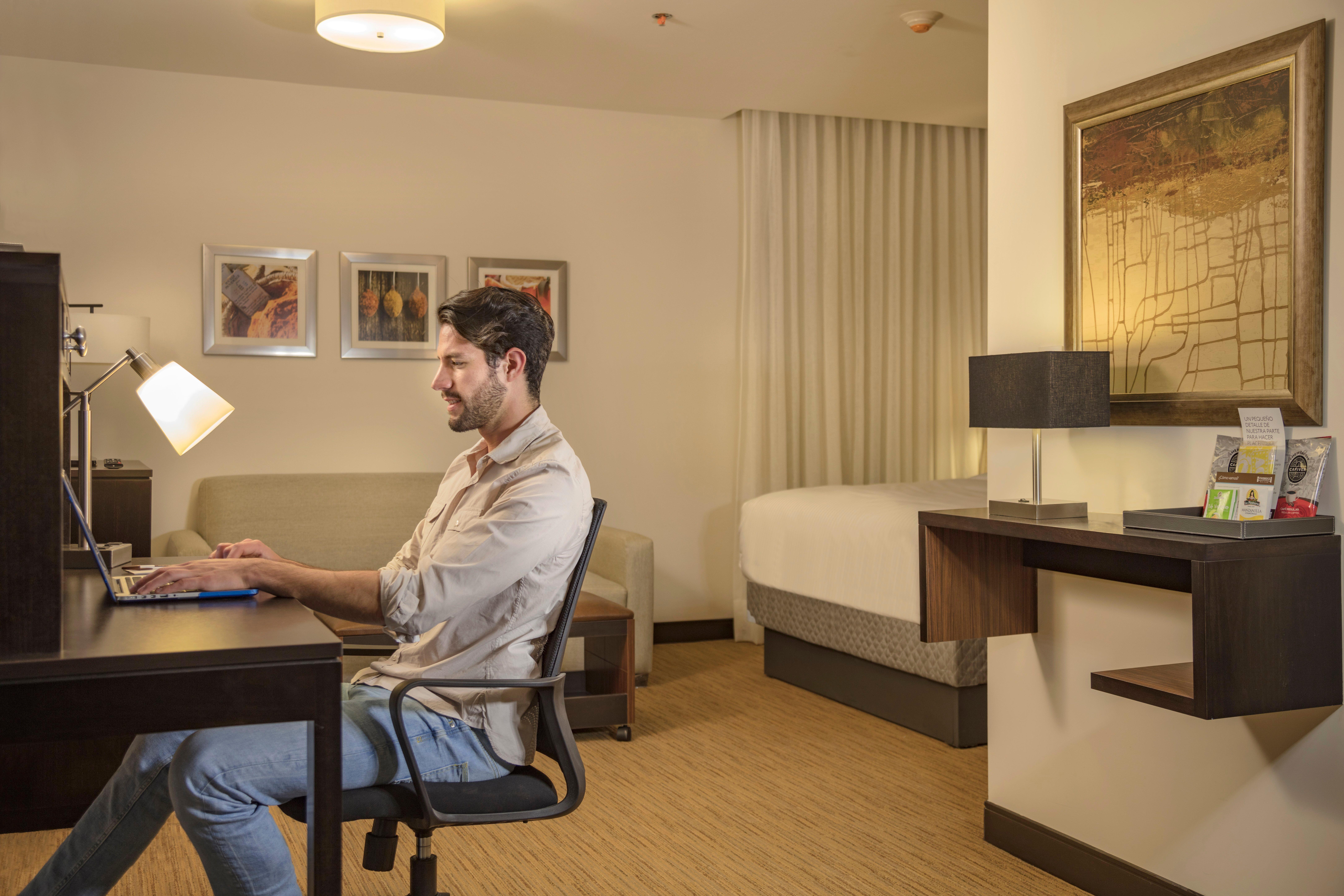 Staybridge Suites - Saltillo By Ihg 外观 照片