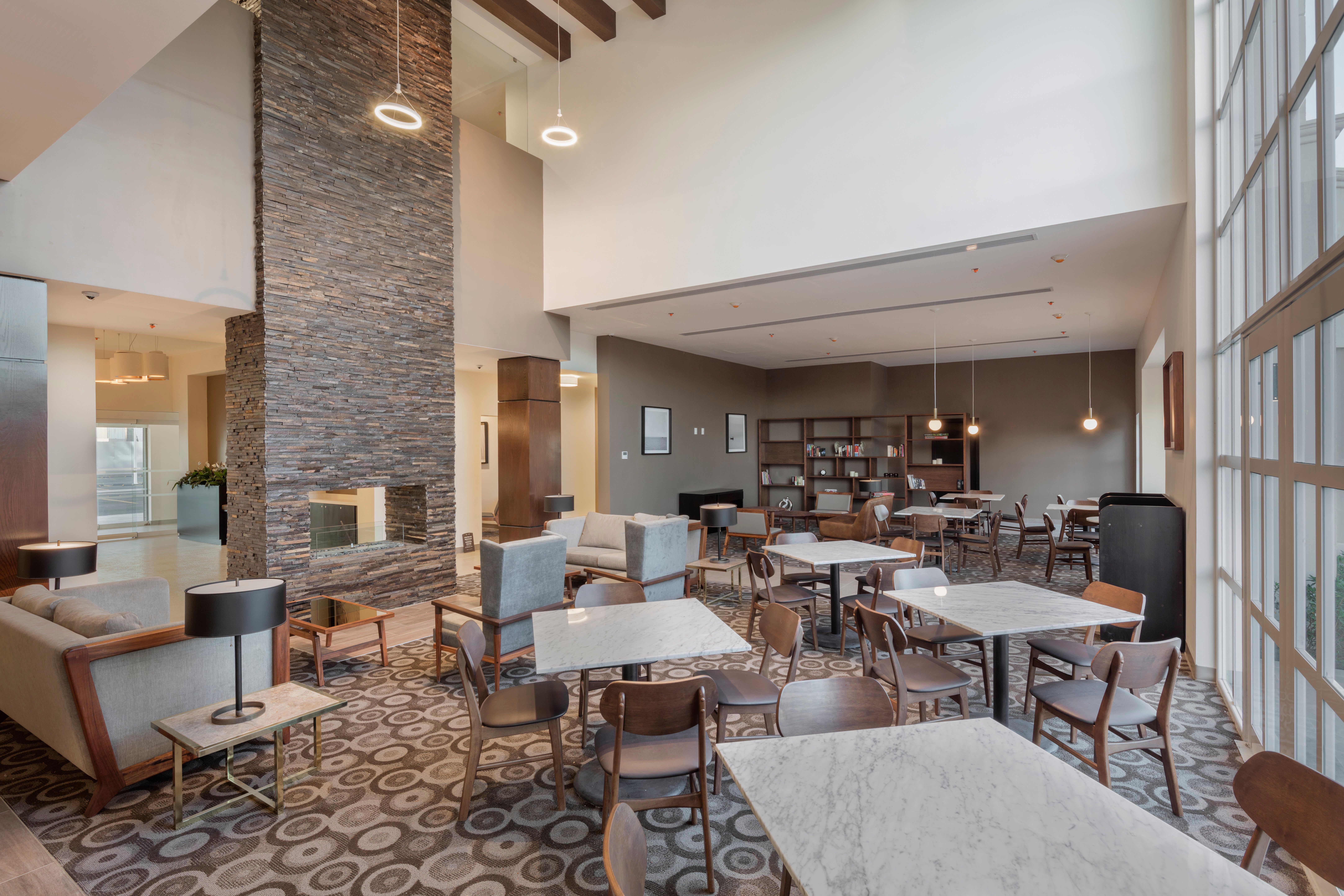 Staybridge Suites - Saltillo By Ihg 外观 照片