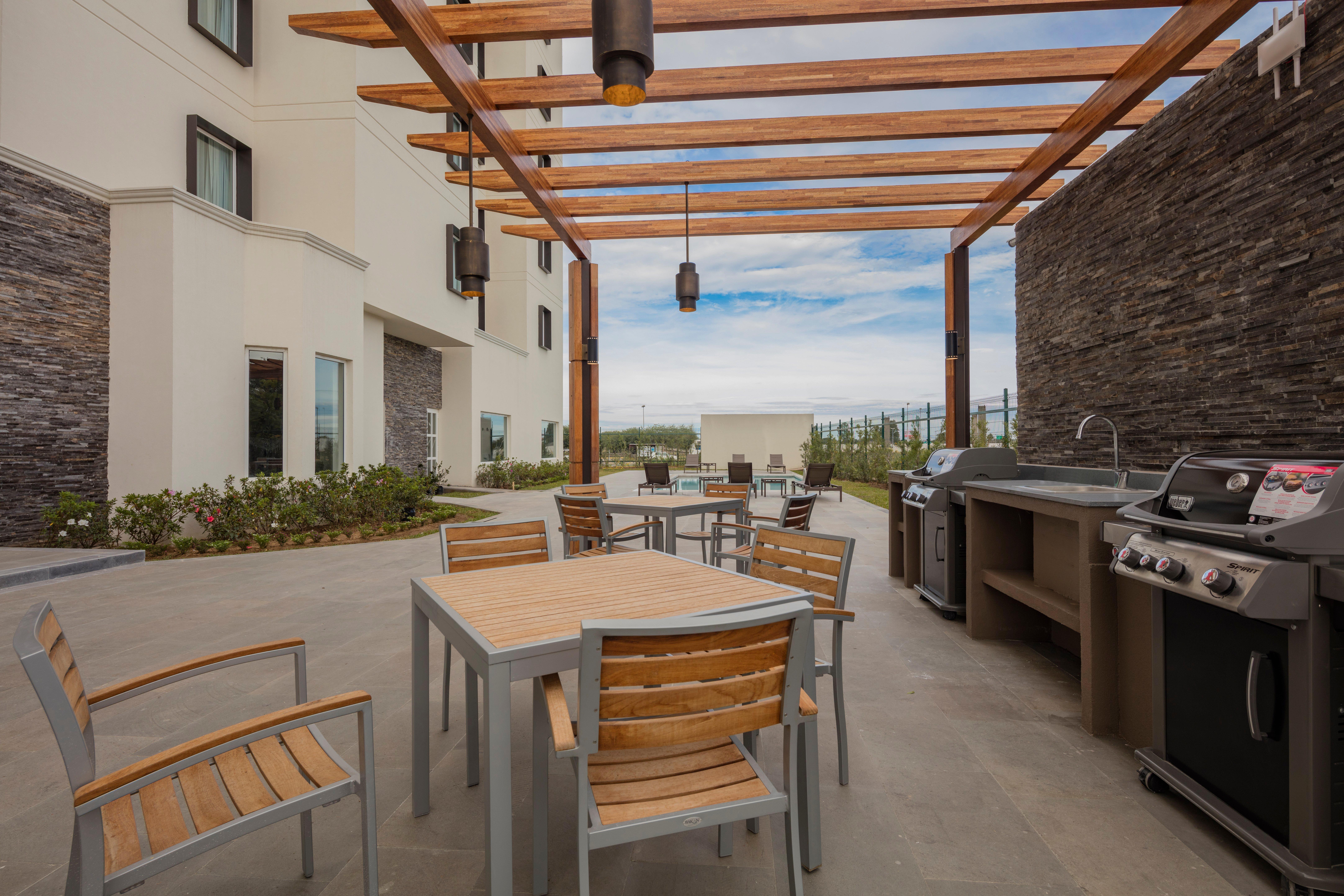 Staybridge Suites - Saltillo By Ihg 外观 照片